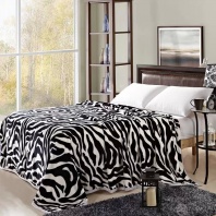 Плед Tango Фланель Черно-белый от интернет магазина galatekstil.ru Фотография Плед Tango Фланель Черно-белый