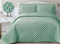 Покрывало велюр Милан зеленый от интернет-магазина Галактика текстиля картинка Покрывало велюр Милан зеленый