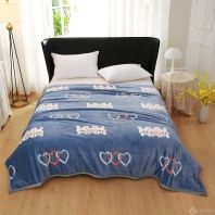 Плед Кролики и сердечки от интернет магазина galatekstil.ru Фотография Плед Кролики и сердечки