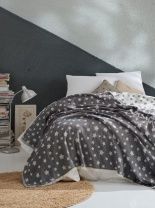 Покрывало PIQUE темно-серое от интернет-магазина Галактика текстиля Фотография Покрывало PIQUE темно-серое