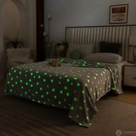 Плед Светящийся в темноте Звездный от интернет-магазина Галактика текстиля Фотография Плед Светящийся в темноте Звездный