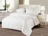 Одеяло Silk Dreams Белое всесезонное от интернет-магазина Галактика текстиля Одеяло Silk Dreams Белое всесезонное фотография